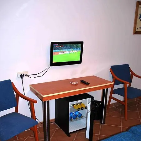 Pensión Q
